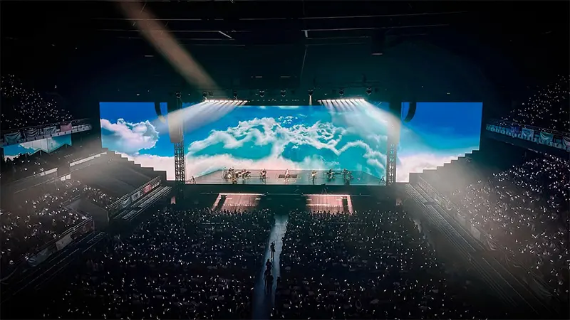 Touring & Music Festival