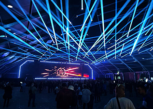 Master Plus Outdoor All-black Light Shines In Switzerland