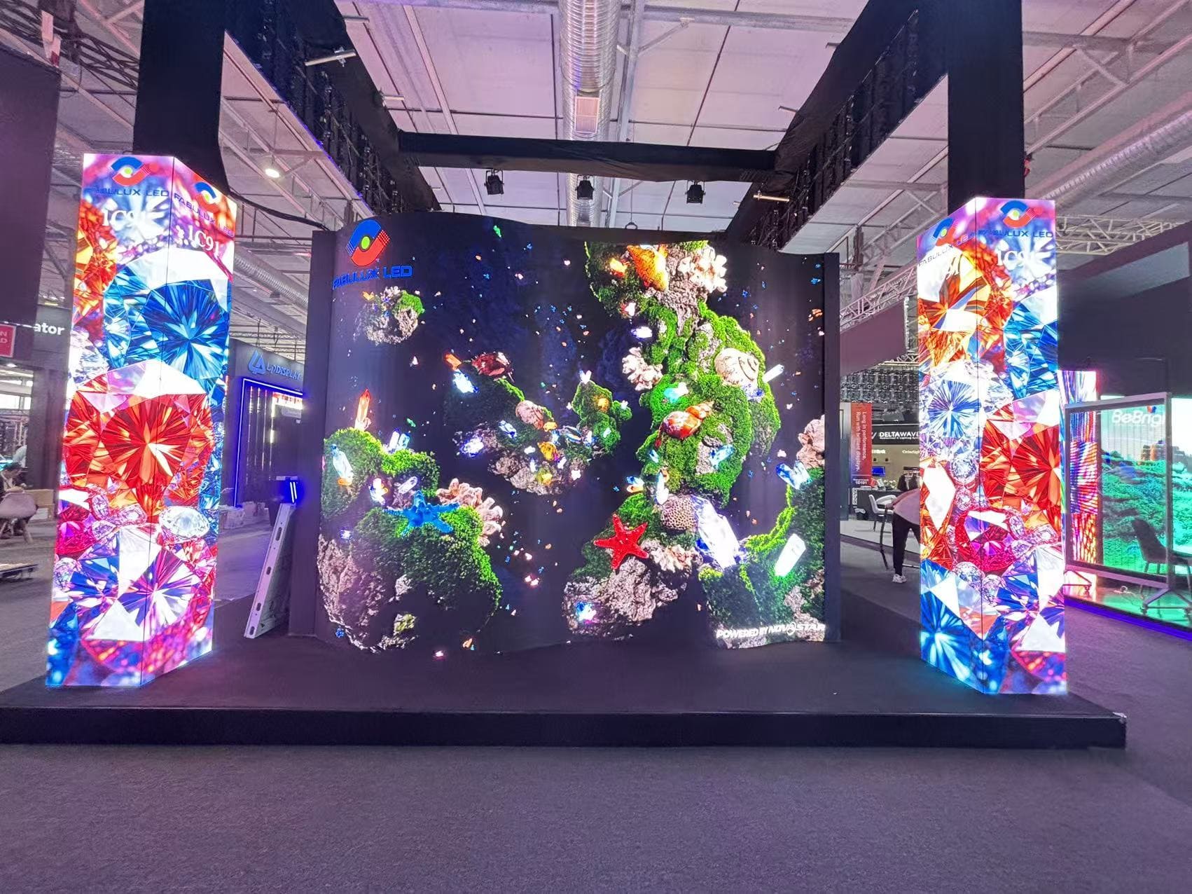 Curved LED display