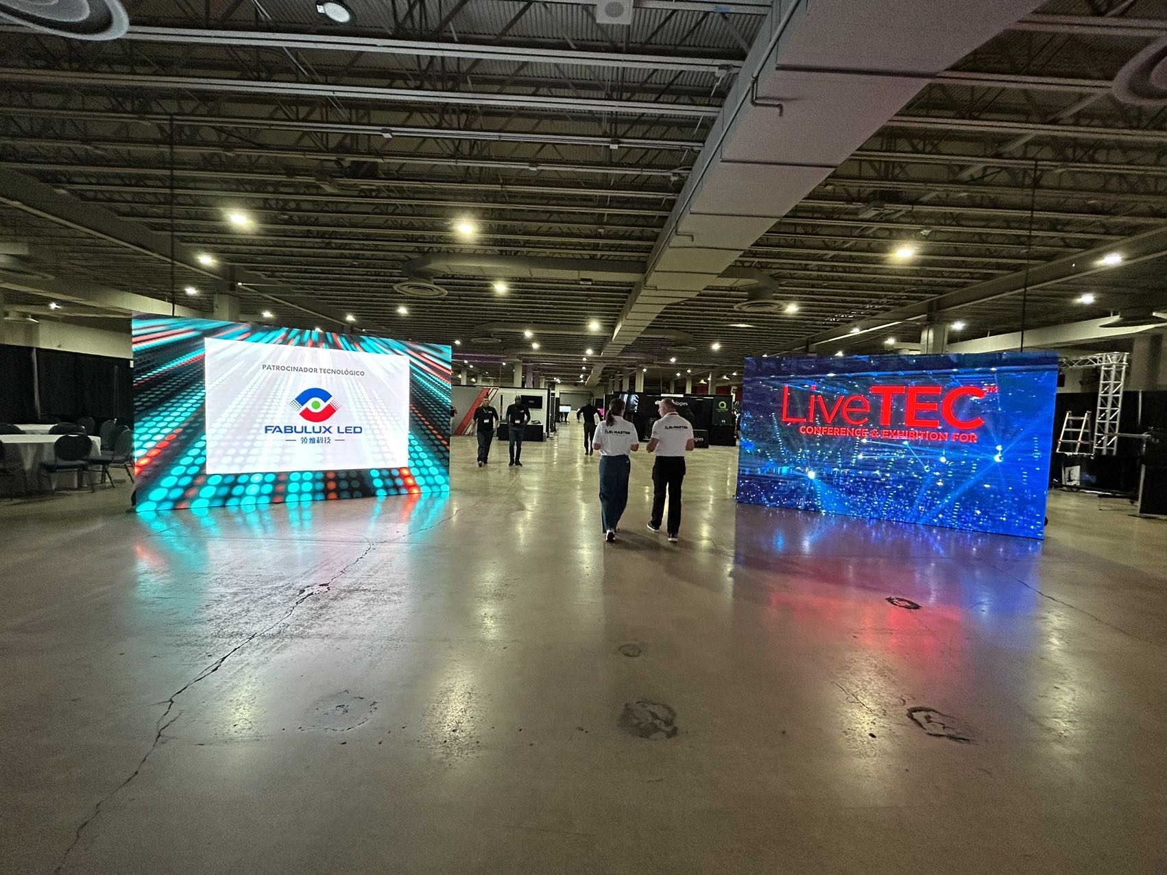 Fabulux LED visual demo live event