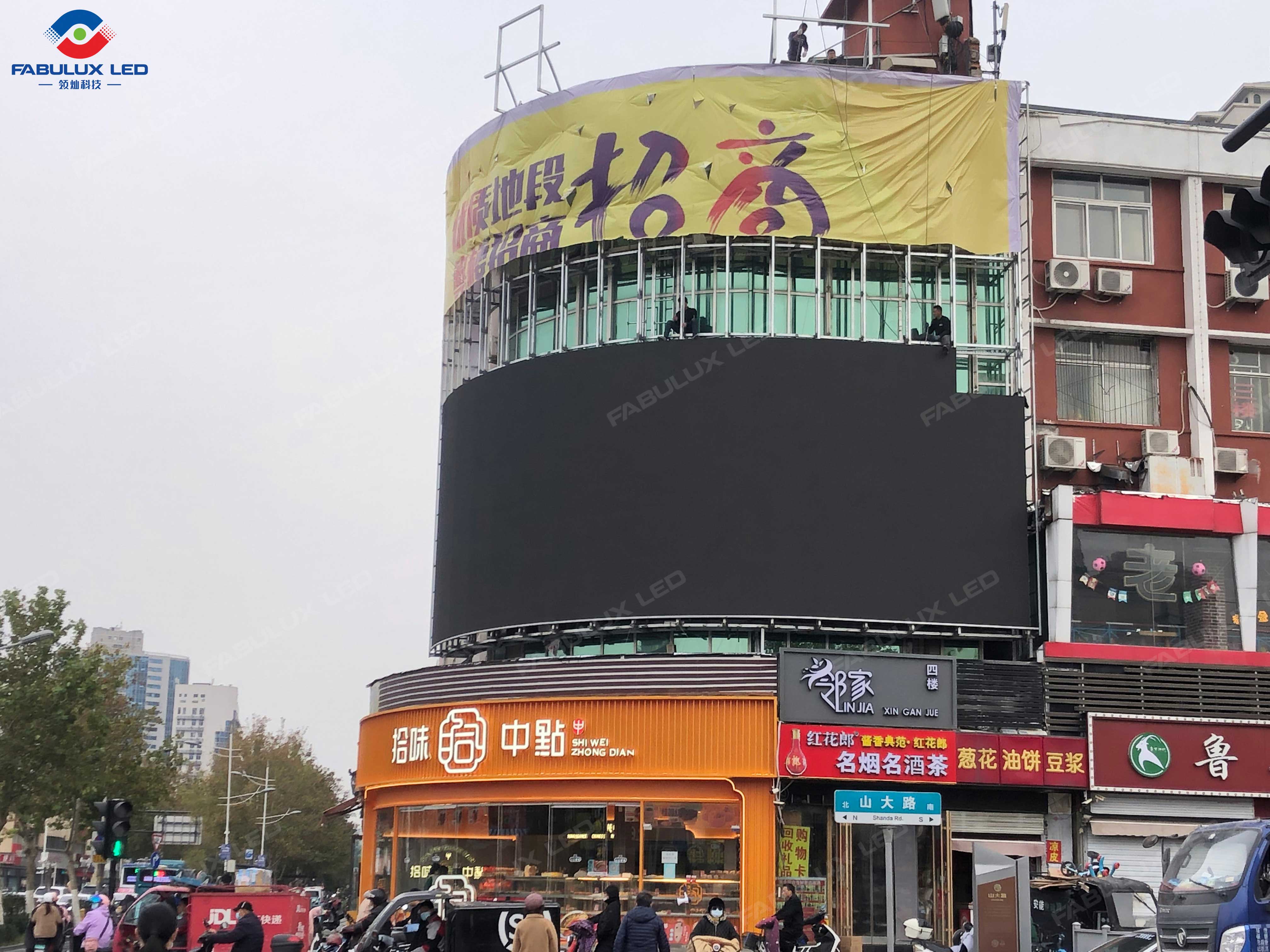 180 sqm PTA Series P10 Outdoor LED Media