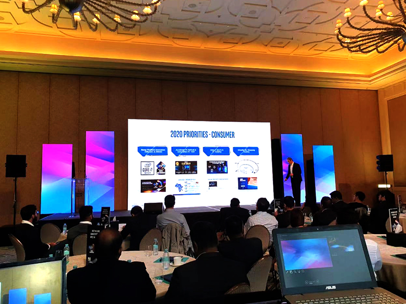 Dubai Corporate Conference Spider Series LED