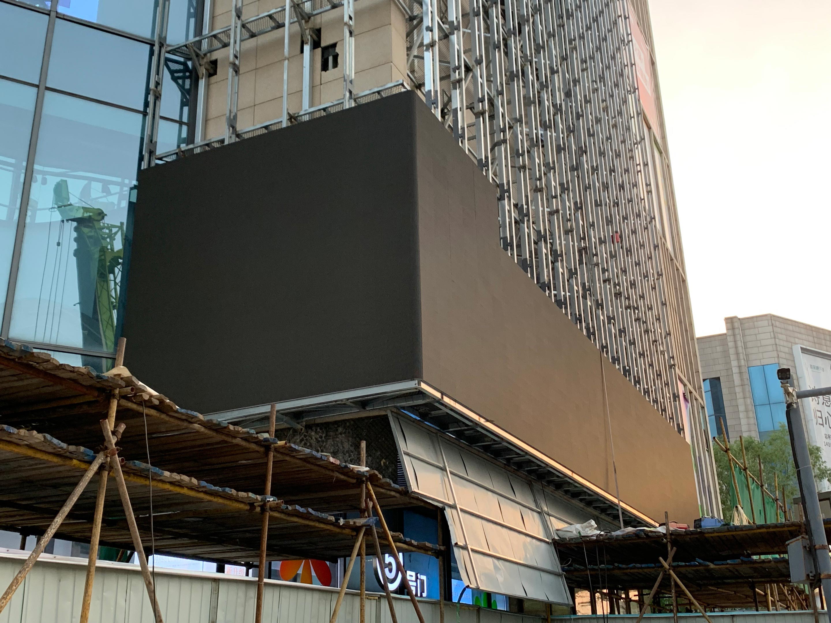 490sqm Outdoor LED Facade